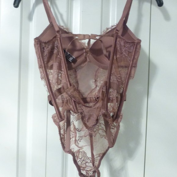 VICTORIA'S SECRET rosy pink "add 2 cups" lace lingerie teddy bodysuit - Picture 9 of 13